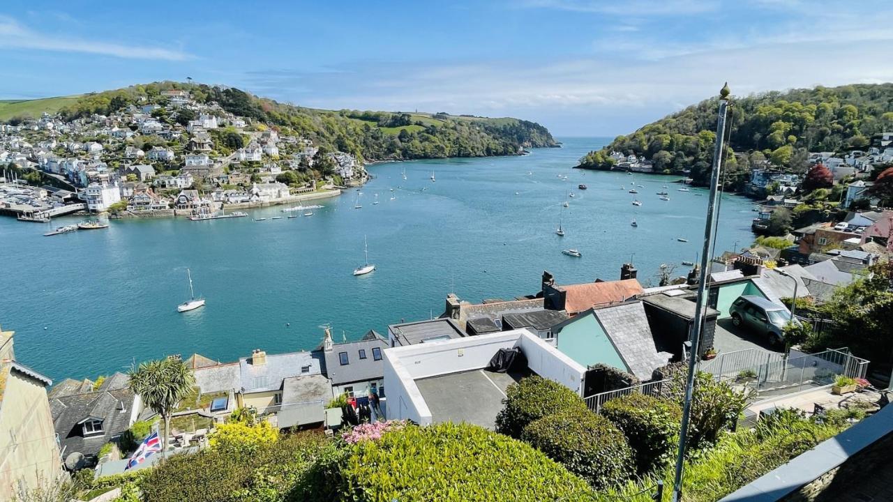 Out To Sea - Stunning Views, Elevated Position With Onsite Parking Villa Dartmouth Eksteriør billede