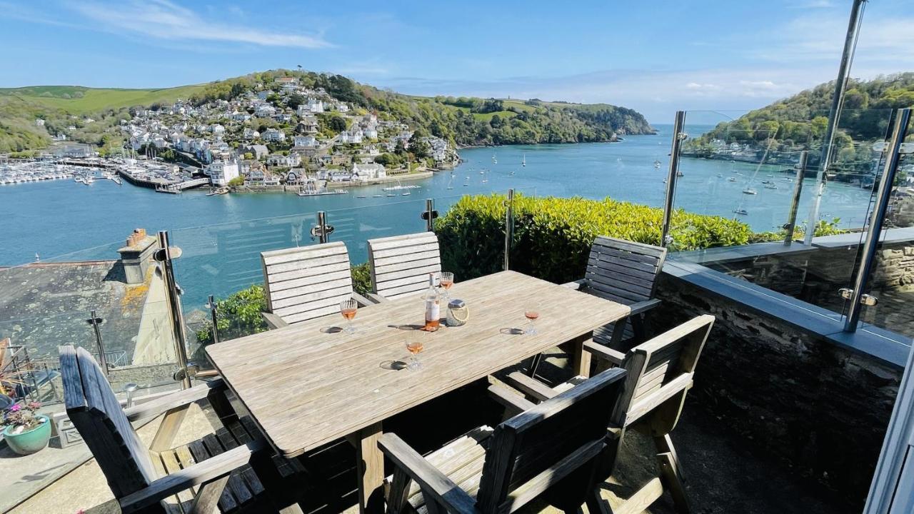 Out To Sea - Stunning Views, Elevated Position With Onsite Parking Villa Dartmouth Eksteriør billede